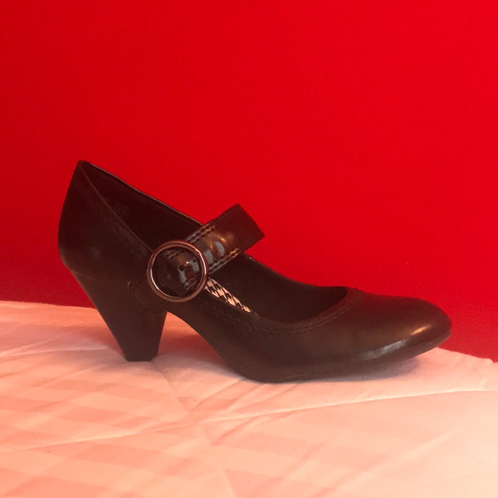 American eagle retro shoes